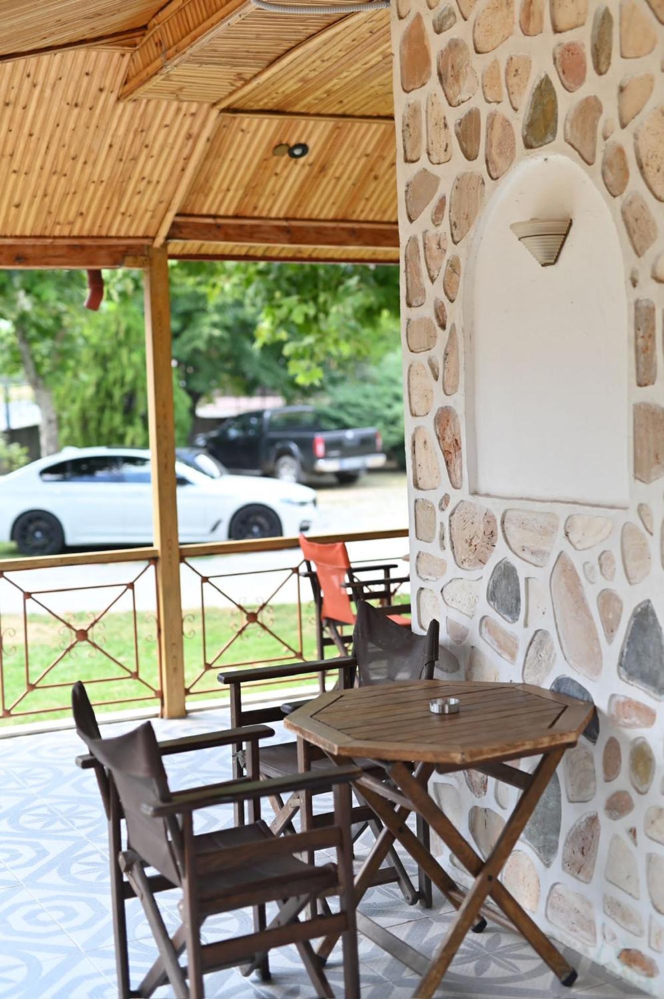 Guesthouse Agnandi Káto Loutrákion Exterior foto